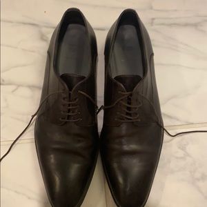 Hugo Boss men’s dress shoes